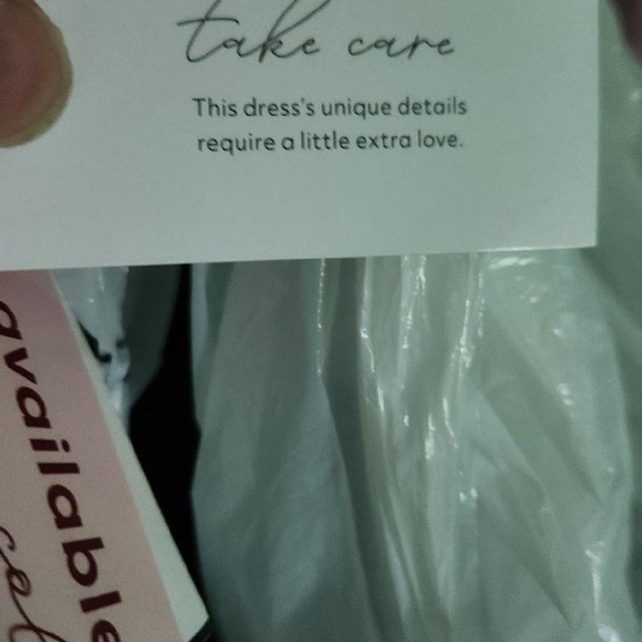 Oleg Cassini, dark green gown. - Picture 7 of 7